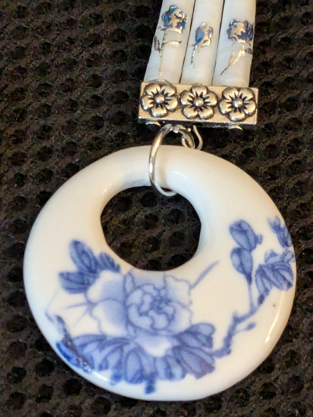 White and Blue Floral Porcelain Hoop Dentalium Shell Earrings - Picture 5 of 6